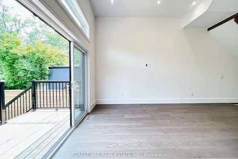 69 Harding Ave, Toronto, ON M6M 3A4