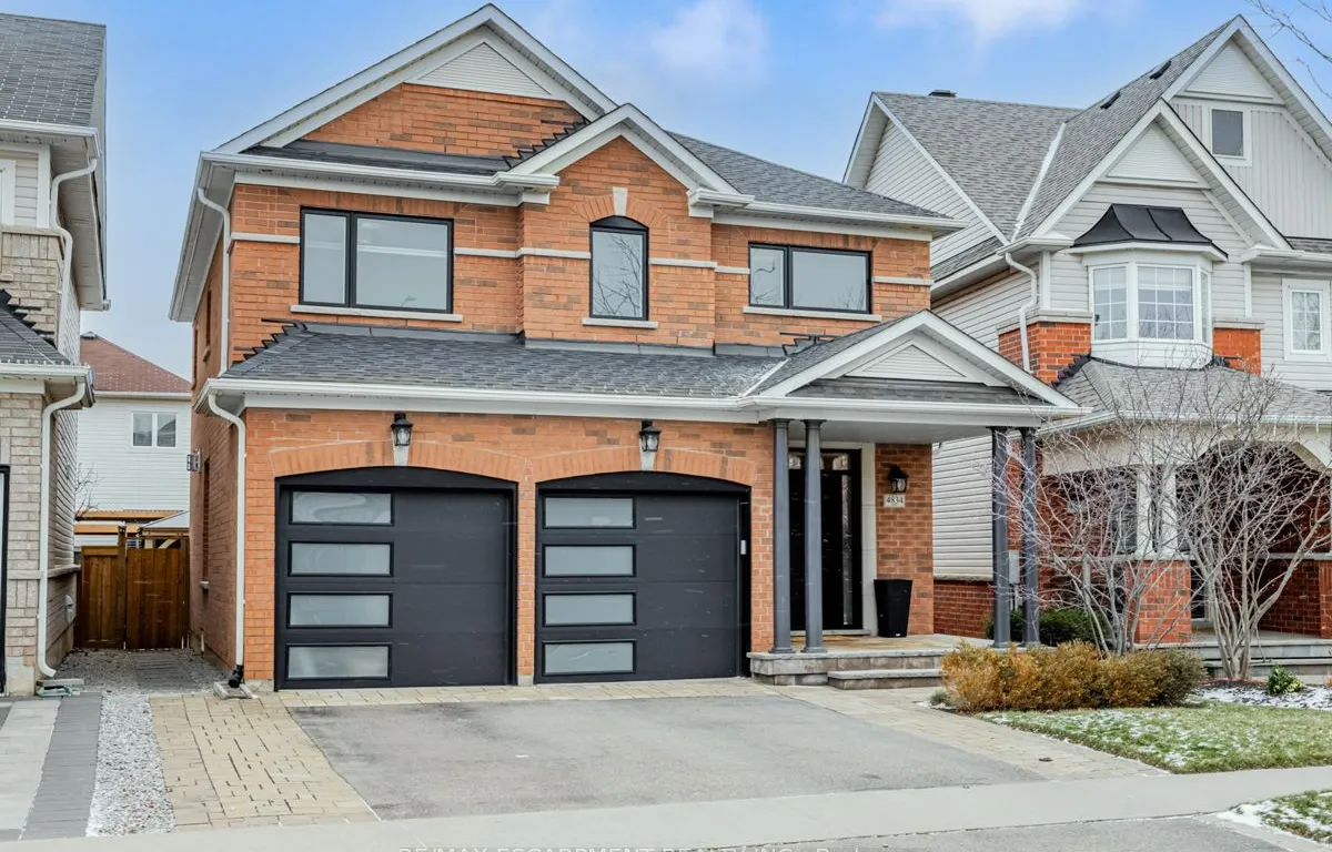 4834 Columbus Dr, Burlington, ON L7M 0H3