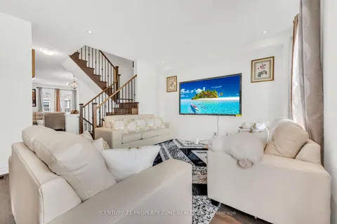 8575 Financial Dr, Brampton, ON L6Y 6C4