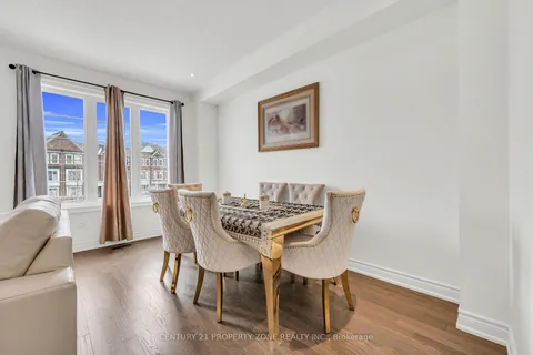 8575 Financial Dr, Brampton, ON L6Y 6C4