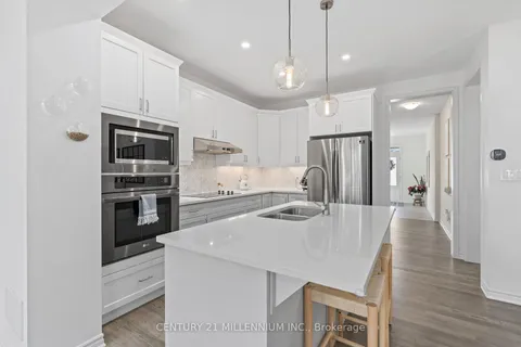 898 Magnolia Terr, Milton, ON L9E 1R2