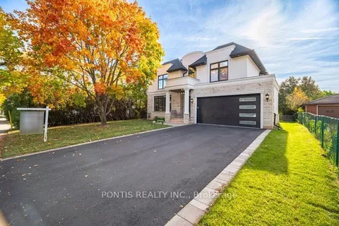 428 Third Line, Oakville, ON L6L 4A5