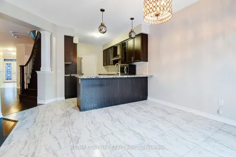 25 Helderman St, Caledon, ON L7C 4B7