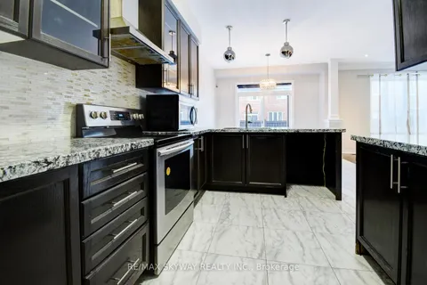 25 Helderman St, Caledon, ON L7C 4B7