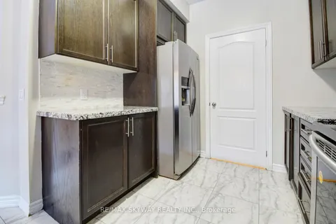 25 Helderman St, Caledon, ON L7C 4B7