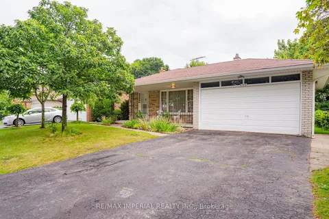 2143 Linby Street, Mississauga, ON L4Y 1V6