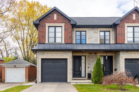 34A Pine Ave, Mississauga, ON L5H 2P8