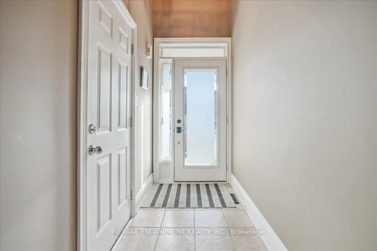 2252 Highcroft Road, ON L6M 4Y4