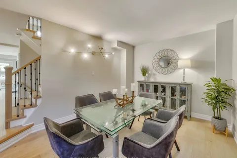 3460 Ingram Rd, Mississauga, ON L5L 4M8