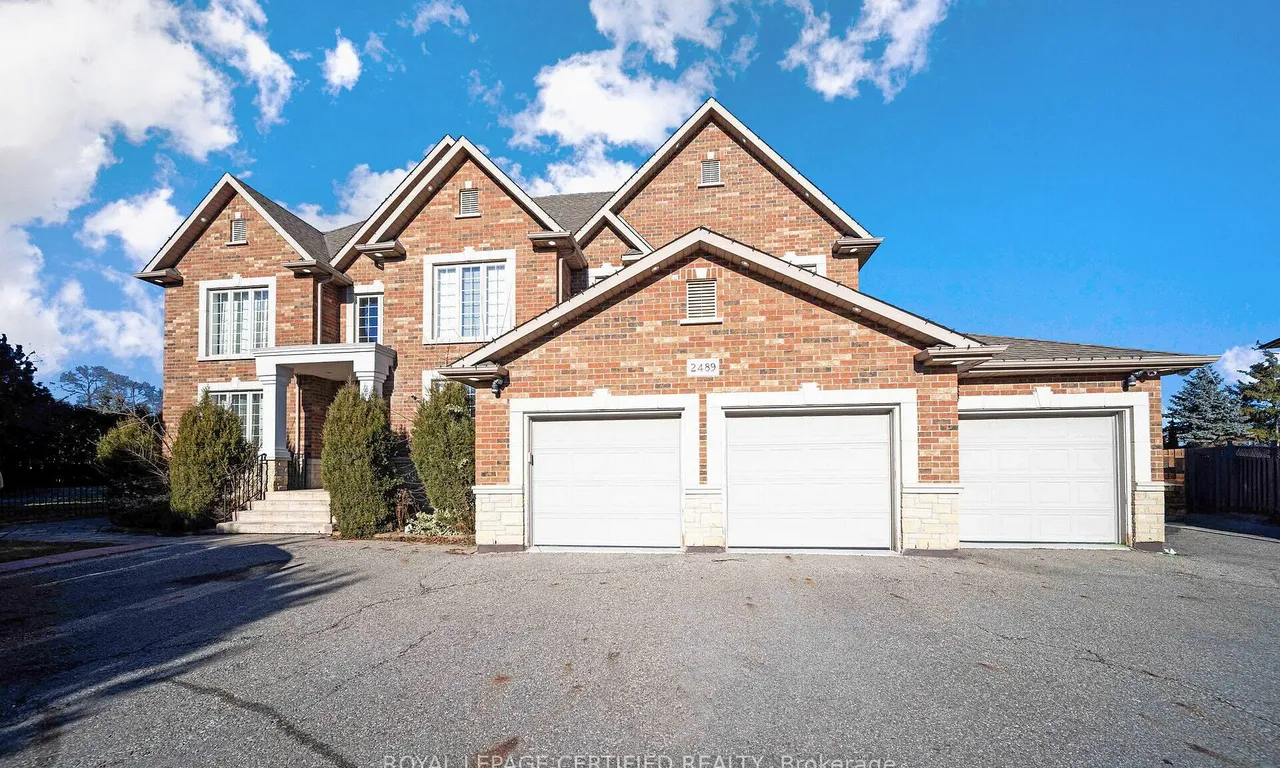 2489 Olinda Crt, Mississauga, ON L5C 4P5