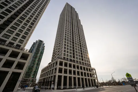 36 Elm Drive, Mississauga, ON L5B 0N3