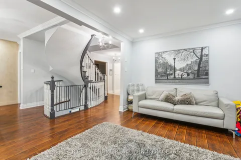 633 Fothergill Boulevard, Burlington, ON L7L 6E3