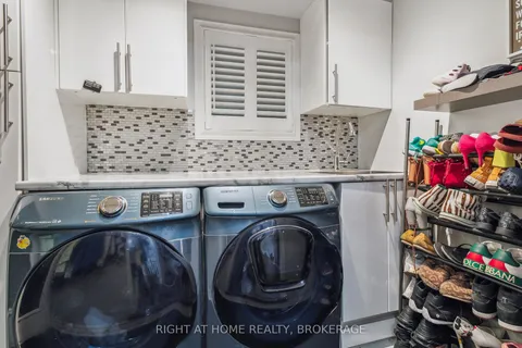 633 Fothergill Boulevard, Burlington, ON L7L 6E3