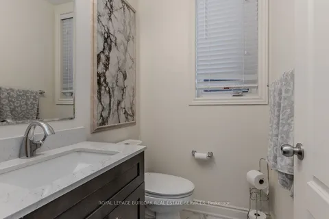 3898 Tufgar Crescent, Burlington, ON L7M 1N7