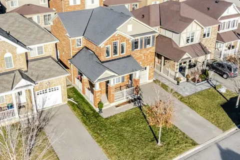 307 Leiterman Dr, Milton, ON L9T 8B9