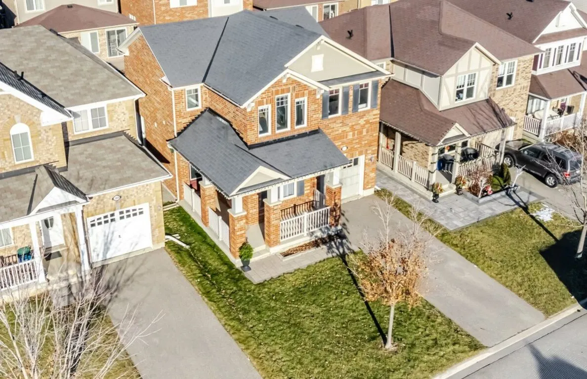 307 Leiterman Dr, Milton, ON L9T 8B9