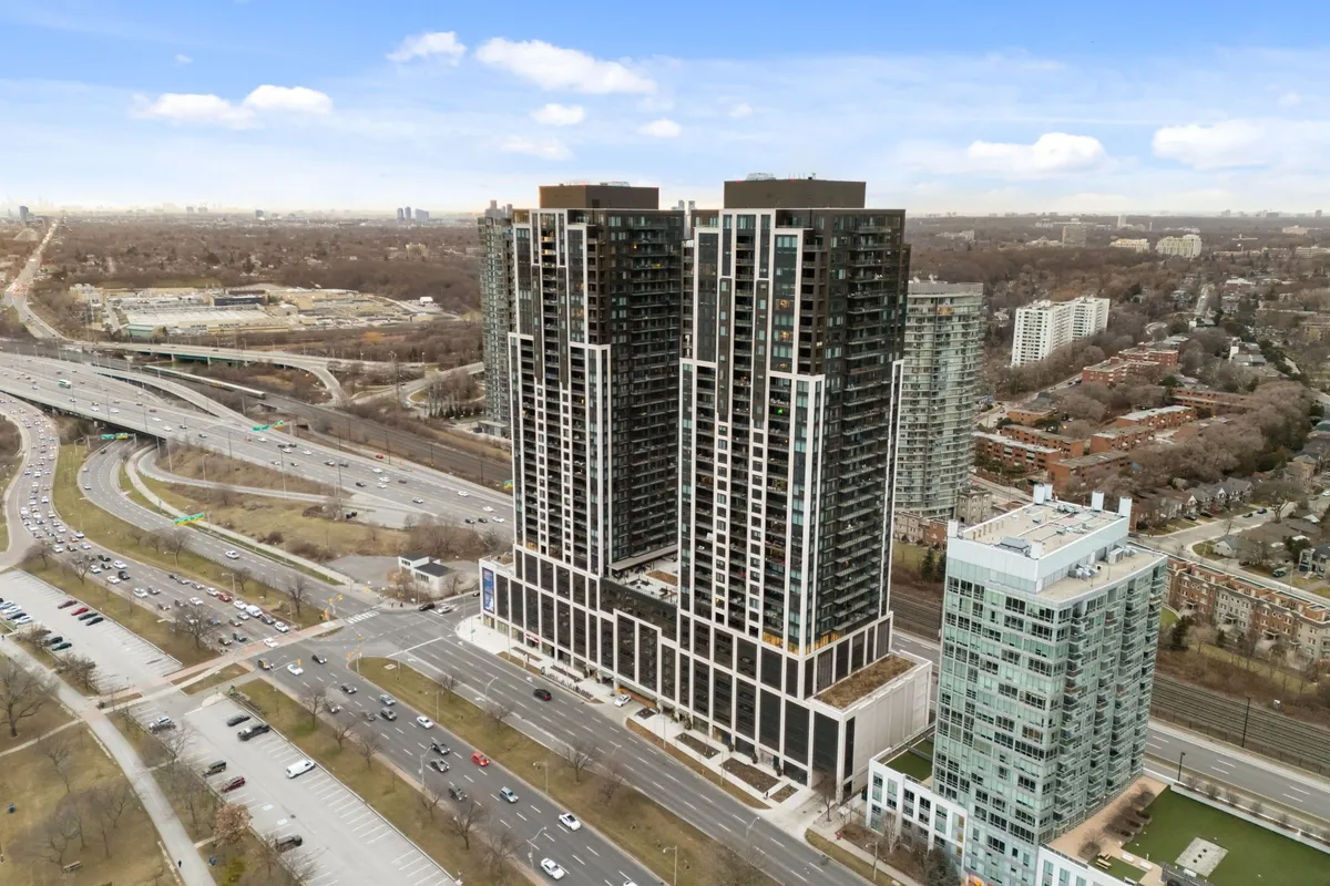 1926 Lake Shore Boulevard, ON M6S 1A1