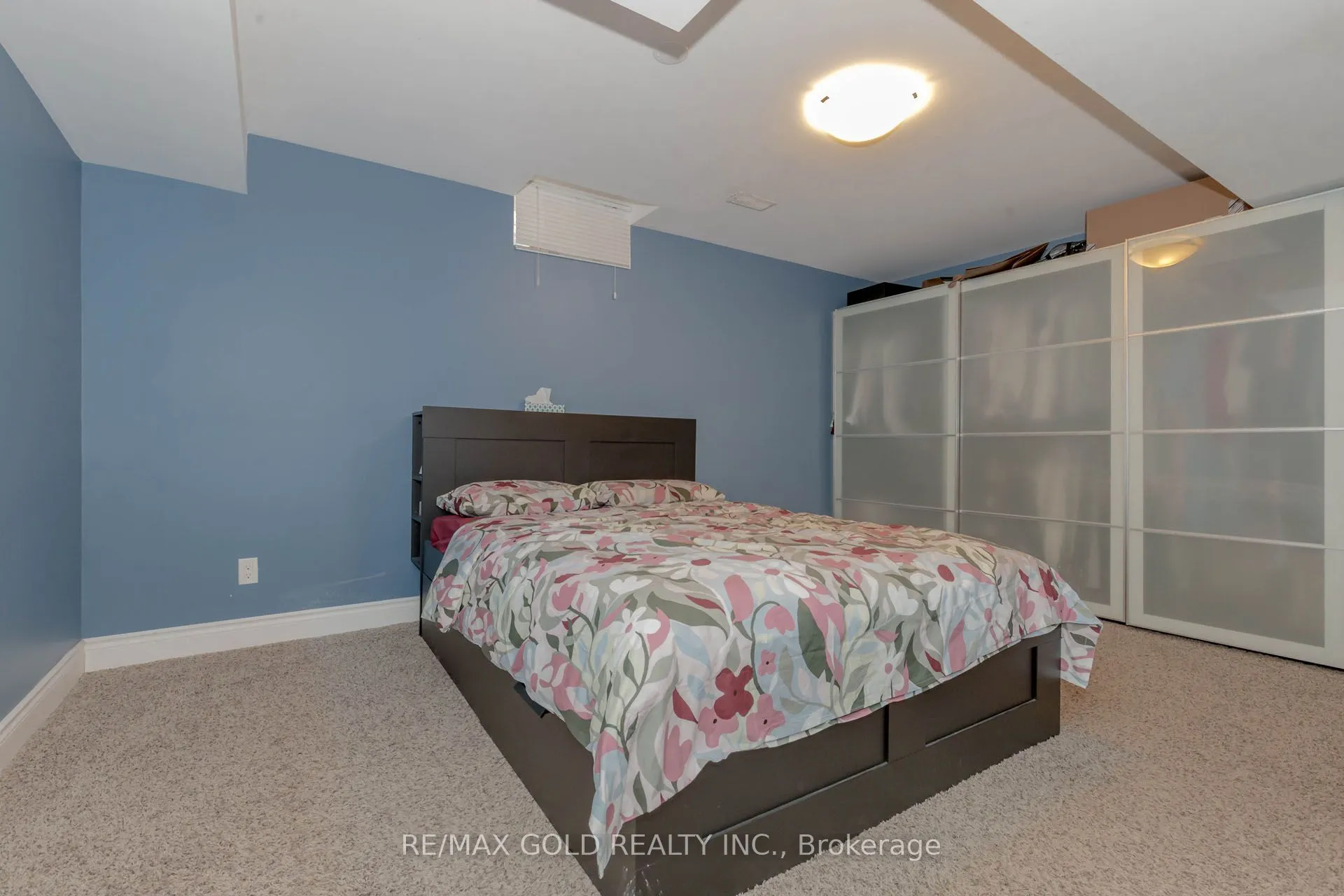 99 Royal West Drive, Brampton, ON L6X 0V8