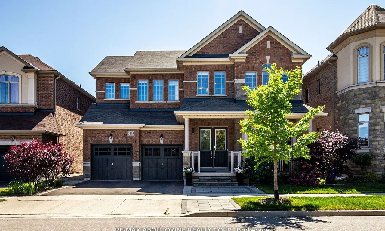 3194 Buttonbush Tr, Oakville, ON L6H 7H5