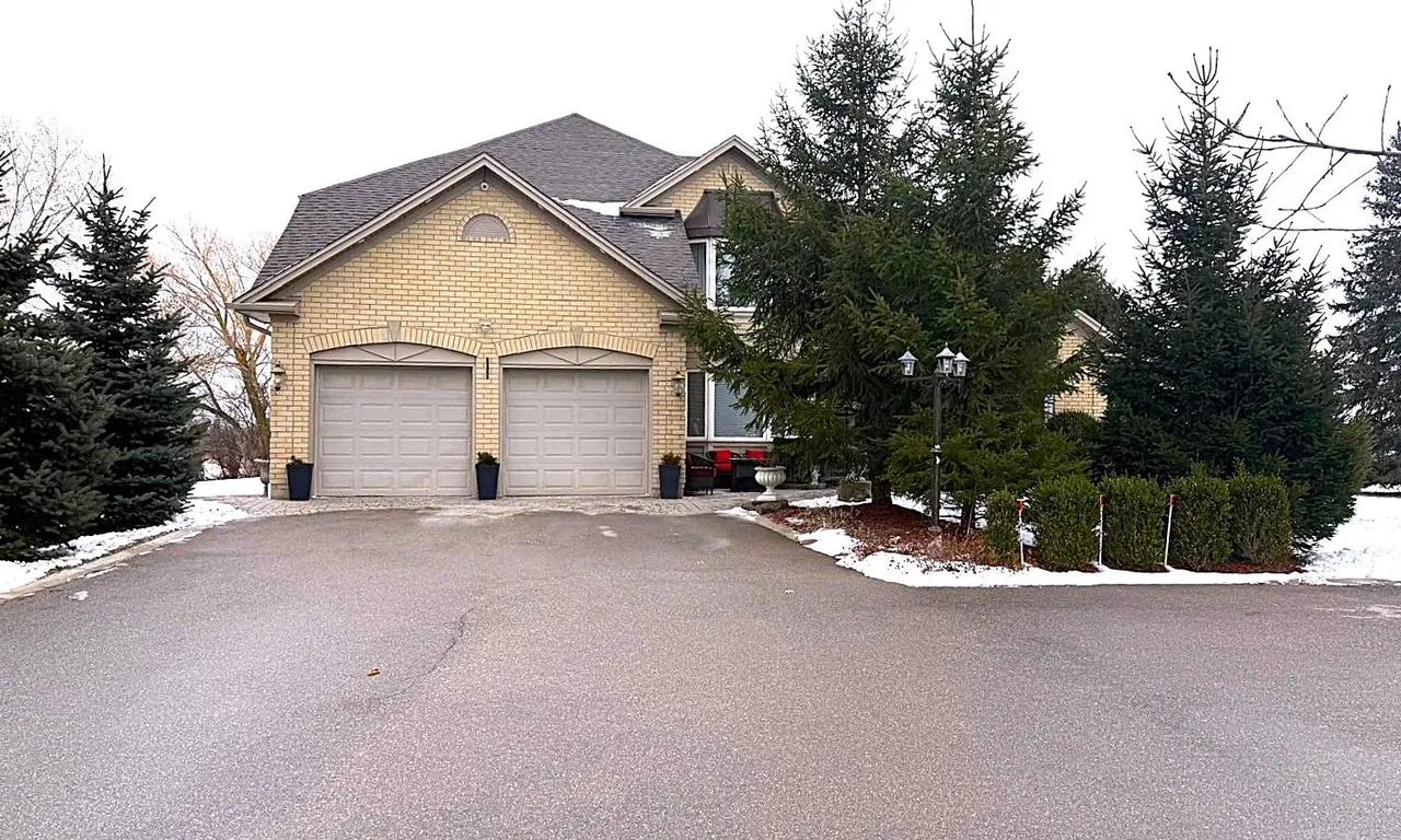 13250 Tenth Sdrd, Halton Hills, ON L7G 4S5