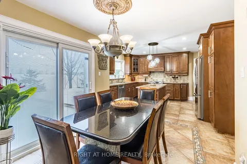 13250 Tenth Sdrd, Halton Hills, ON L7G 4S5