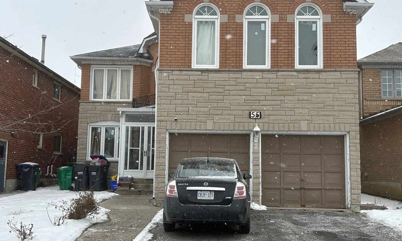 55 Red Cedar Cres, Brampton, ON L6R 1A7