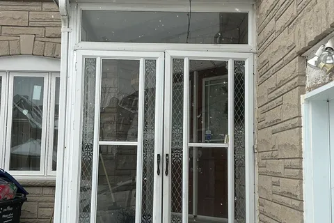 55 Red Cedar Cres, Brampton, ON L6R 1A7