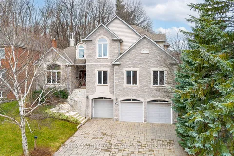 5198 Forest Ridge Dr, Mississauga, ON L5M 5B3