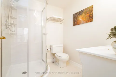 5198 Forest Ridge Dr, Mississauga, ON L5M 5B3