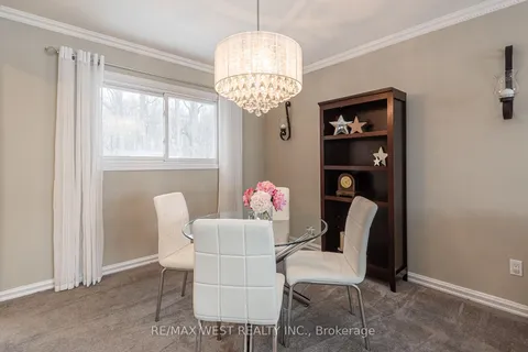 44 Regentview Dr, Brampton, ON L6Z 3G6