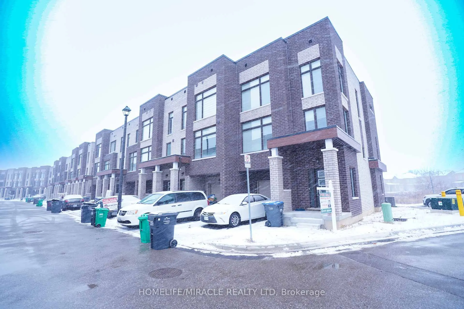 2 Queenpost Drive, Brampton, ON L6Y 6L2