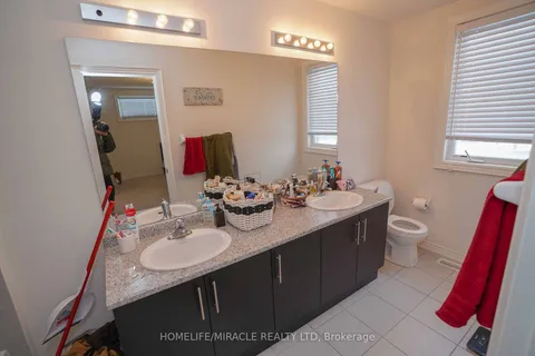 2 Queenpost Drive, Brampton, ON L6Y 6L2