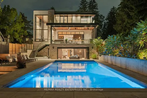 1535 Glenburnie Rd, Mississauga, ON L5G 3C9