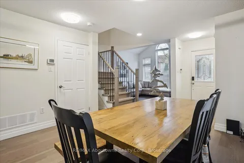 5021 Bunton Cres, Burlington, ON L7L 6H2