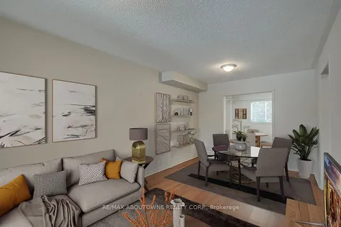 3260 BOBWHITE Mews, Mississauga, ON L5N 6G1
