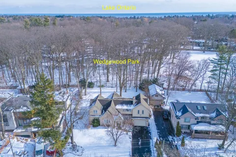 1334 DEVON Road, Oakville, ON L6J 2M1