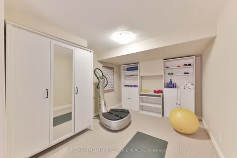 1334 DEVON Road, Oakville, ON L6J 2M1