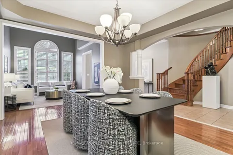 32 Aristocrat Rd, Brampton, ON L6P 1X7