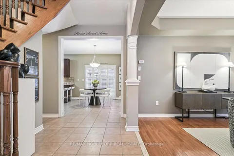 32 Aristocrat Rd, Brampton, ON L6P 1X7