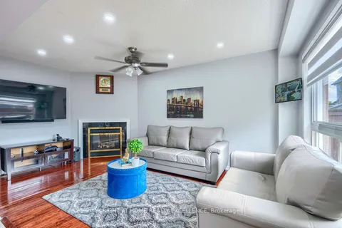 4 Filbert Way, Brampton, ON L7A 3E3