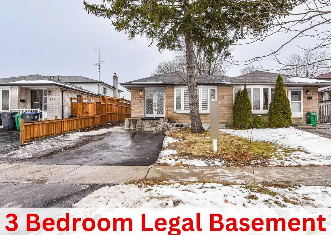 819 Eaglemount Cres, Mississauga, ON L5C 1H2