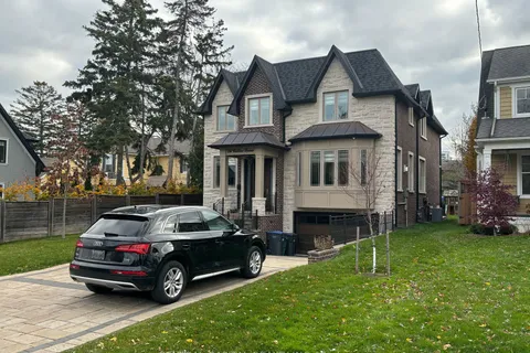 36 Cotton Dr, Mississauga, ON L5G 1Z9
