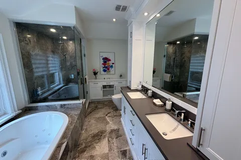 36 Cotton Dr, Mississauga, ON L5G 1Z9