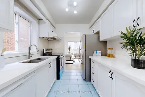 5525 Antrex Cres, Mississauga, ON L4Z 3T6