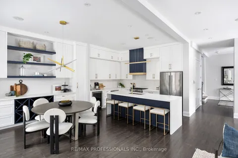 2 Statler Ave, Toronto, ON M9B 1G5