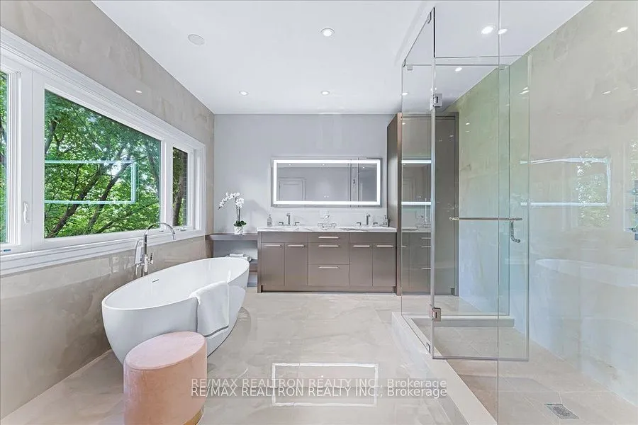 275 Reiner Road, ON M3H 2M5
