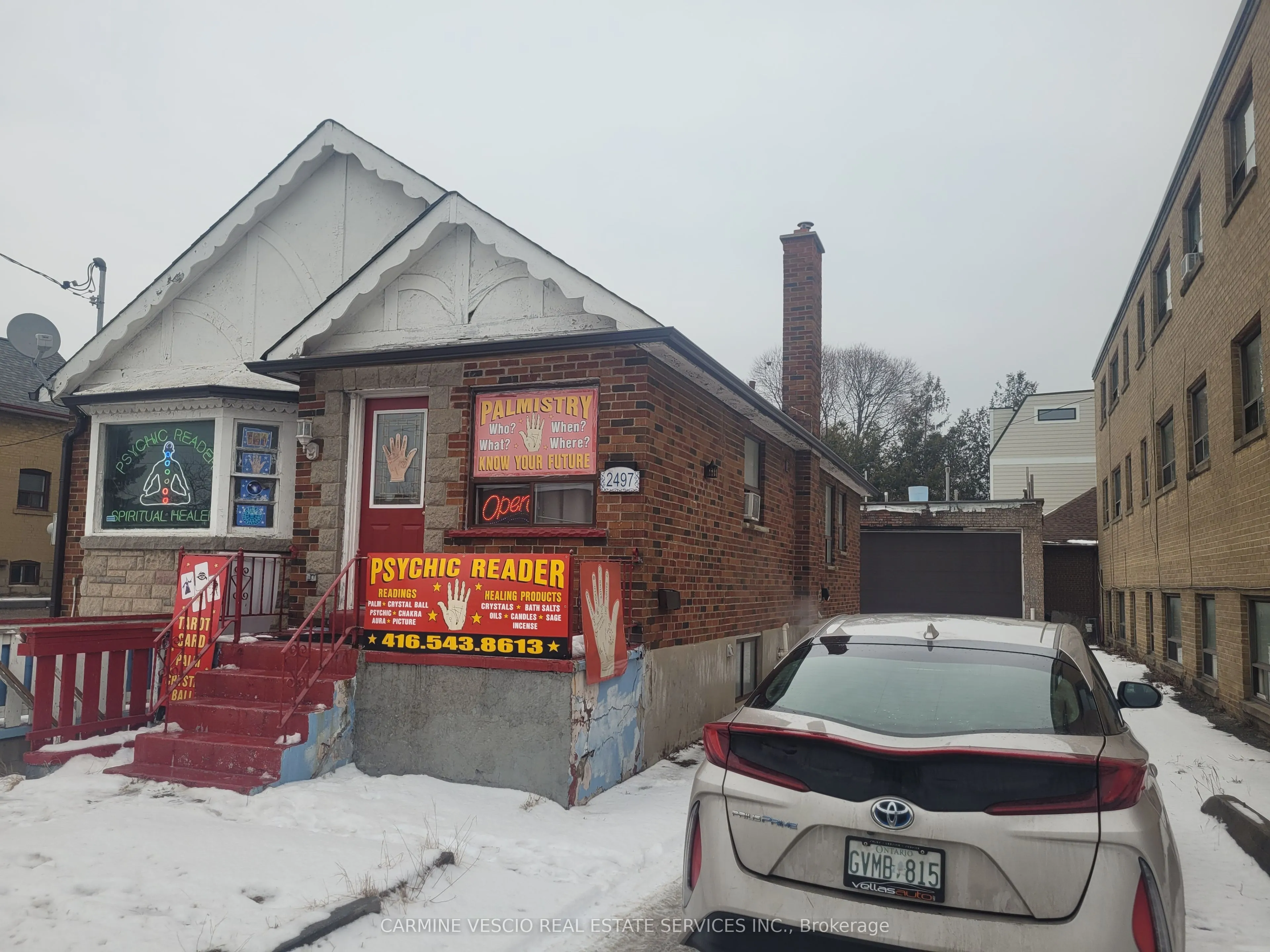 2497 Dufferin Street, ON M6B 3R3