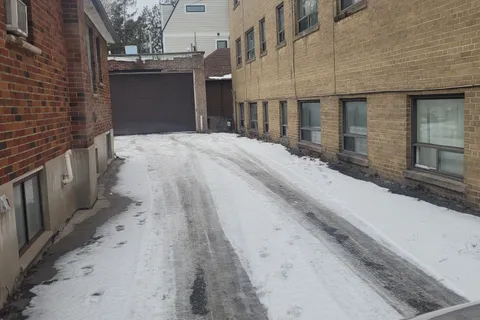 2497 Dufferin Street, ON M6B 3R3