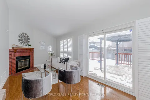 54 Wooliston Cres, Brampton, ON L6Y 4J4