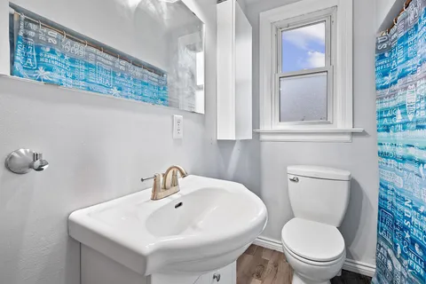 54 Woodward Ave, Brampton, ON L6V 1K4